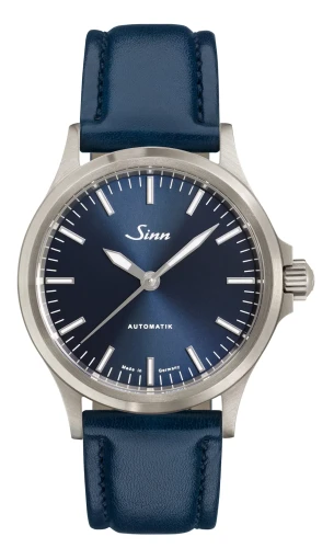 Sinn 556 I B | 556.0104 on Leather Strap