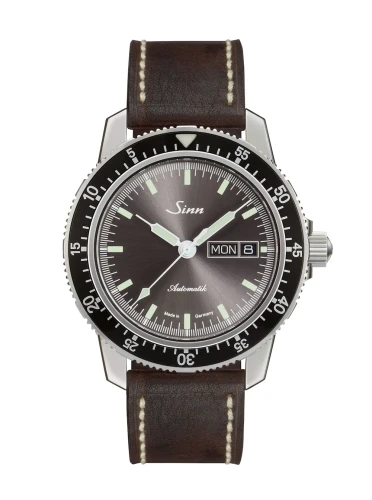Sinn 104 St Sa I A | 104.014 on Leather Strap